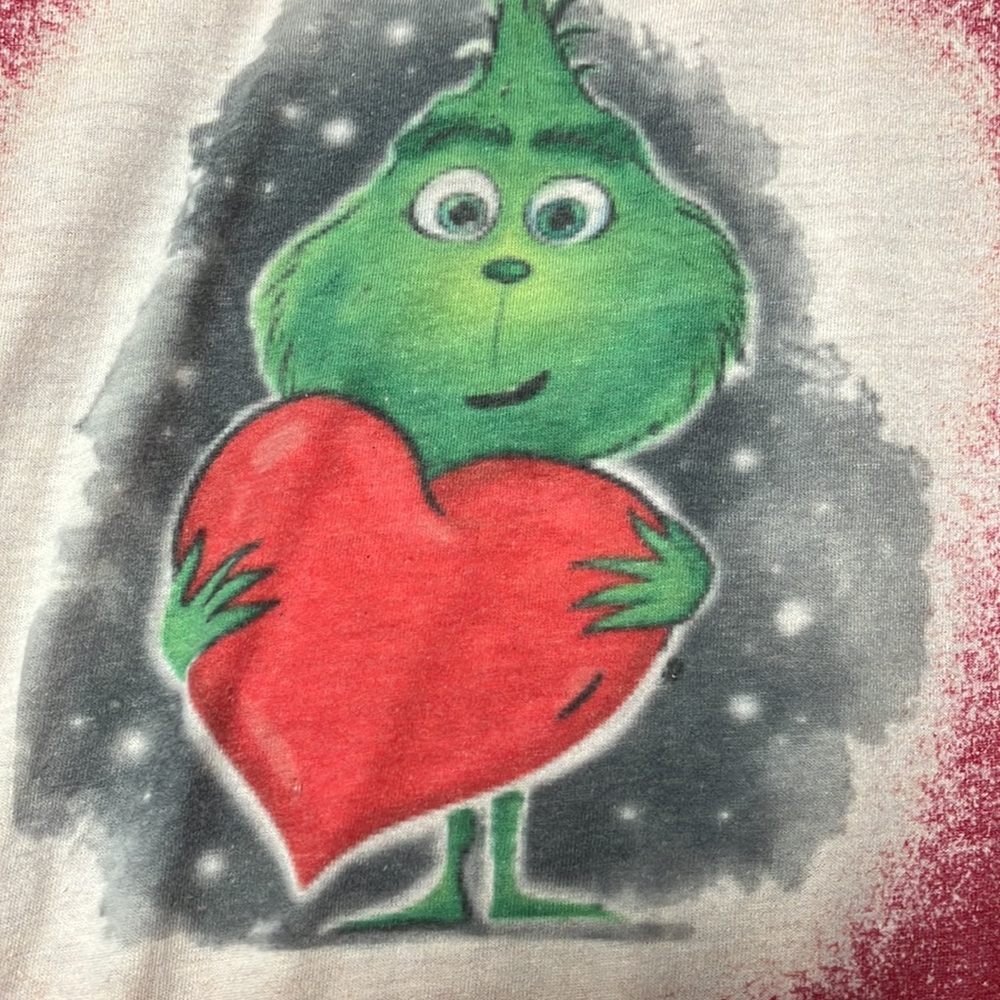 Baby Grinch Full Heart XL Long Sleeve Shirt - Picture 9 of 10